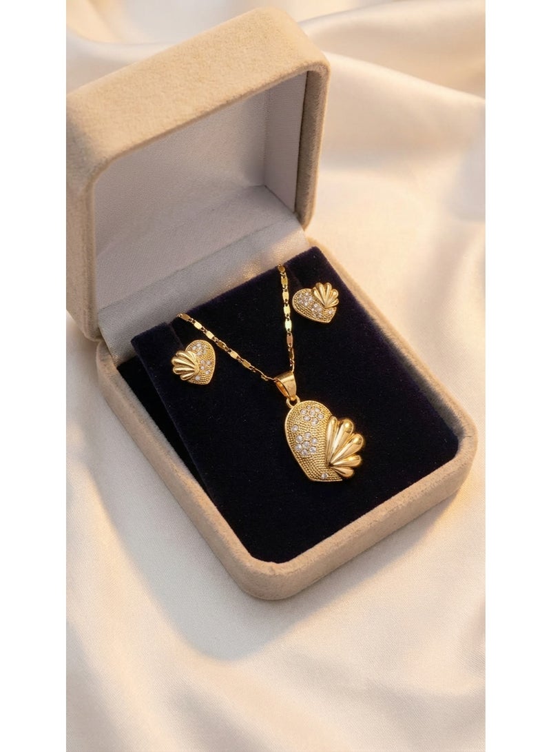 Fashion Jewelry Elegant Gold Tone Necklace and Earrings Set for Women, Heart Shell Design Pendant with Sparkling Crystal Stones, Luxury Jewelry Set for Party, Wedding and Daily Wear - Image 3